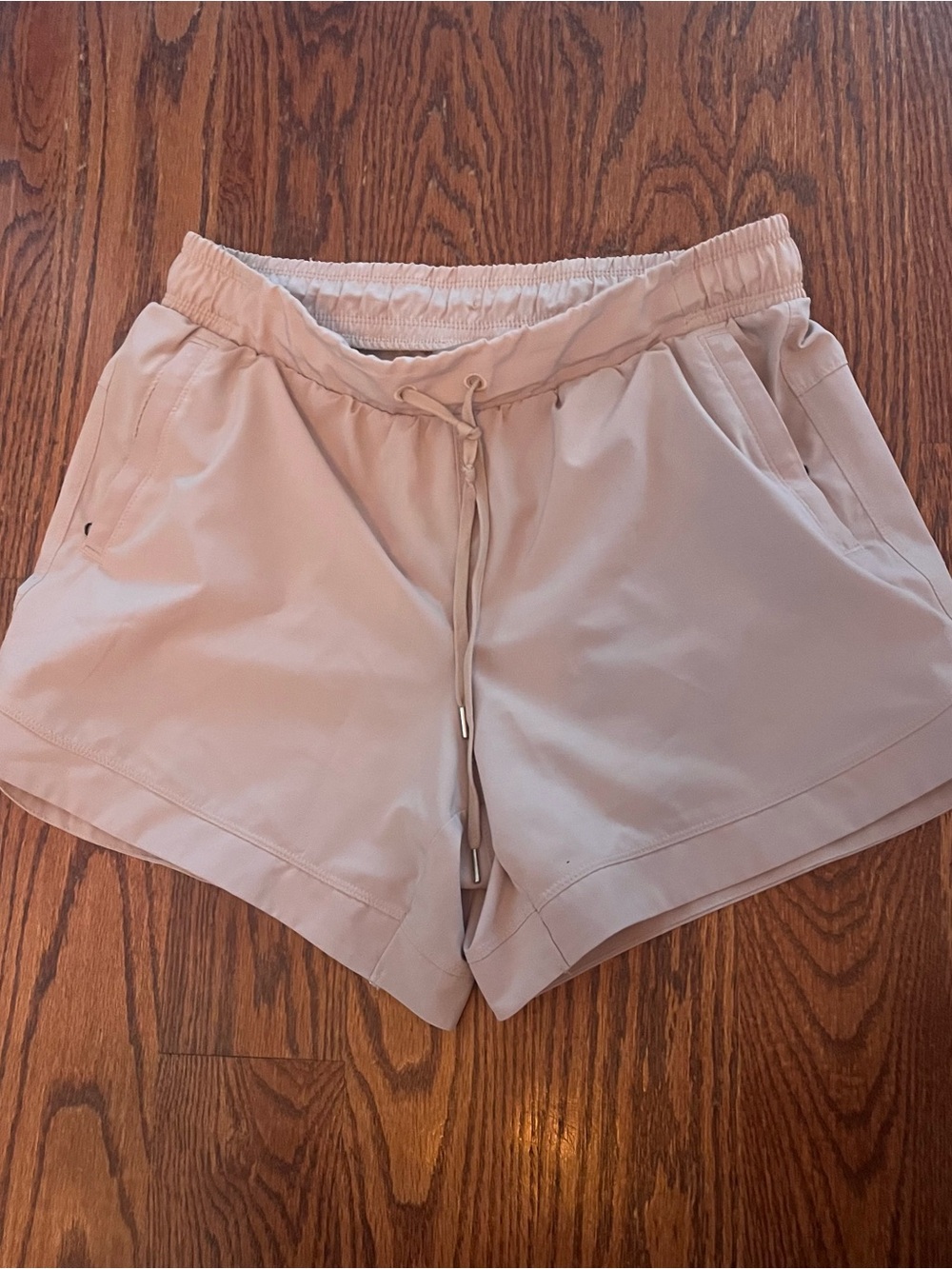 CALIA by Carrie Underwood Light Beige Drawstring Shorts - small